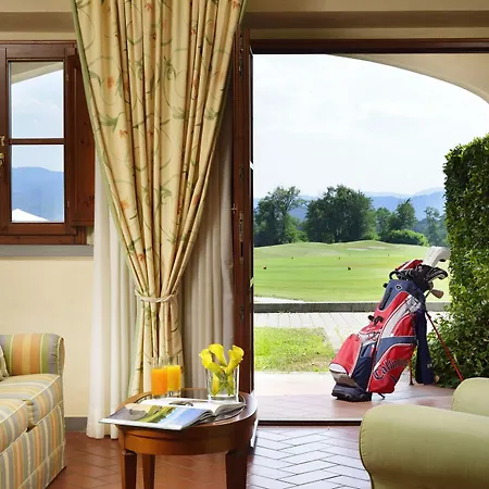 Unahotels Poggio Dei Medici Toscana Hotel