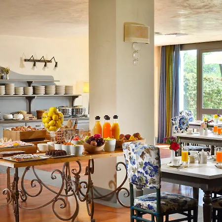 Unahotels Poggio Dei Medici Toscana Scarperia