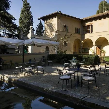 Unahotels Poggio Dei Medici Toscana Hotel