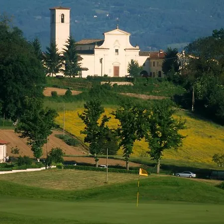 Unahotels Poggio Dei Medici Toscana 4*