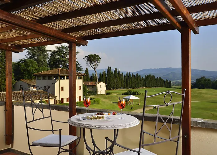 Unahotels Poggio Dei Medici Toscana