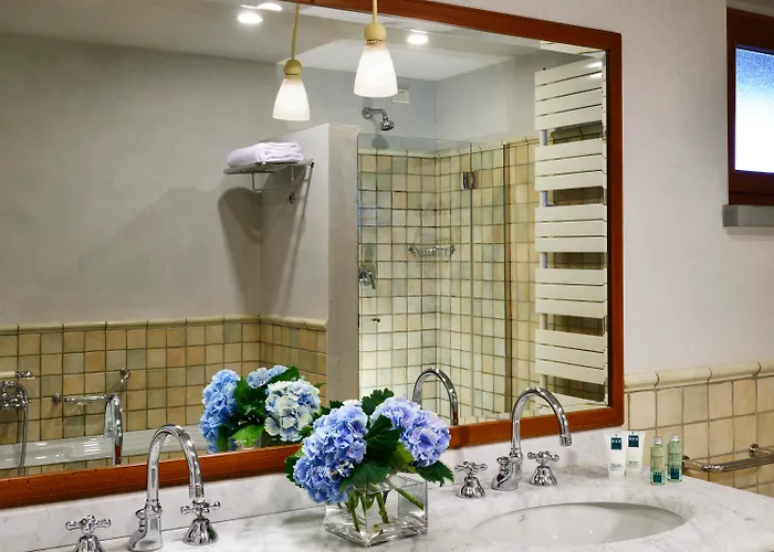 Unahotels Poggio Dei Medici Toscana 4* Scarperia