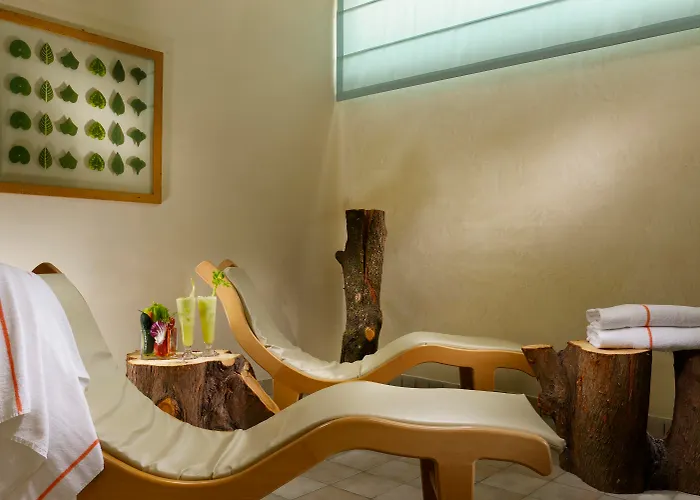 Hotel Unahotels Poggio Dei Medici Toscana 4*