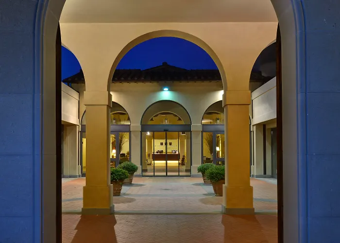 Hotel Unahotels Poggio Dei Medici Toscana