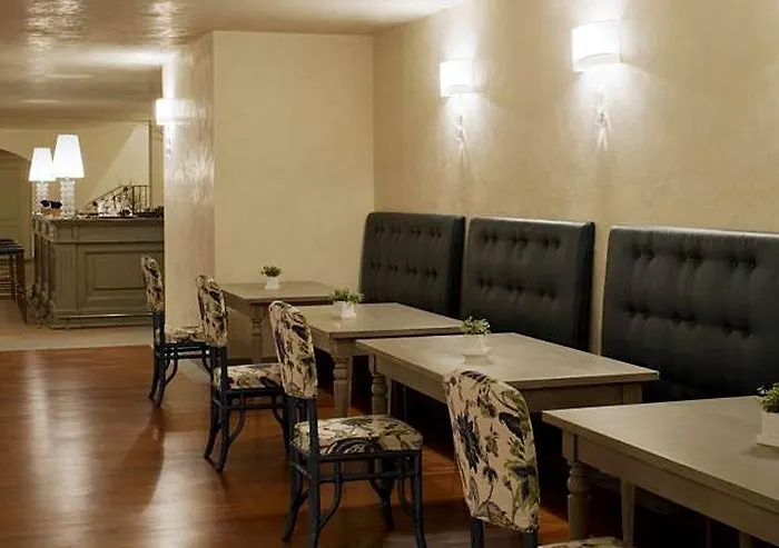 Unahotels Poggio Dei Medici Toscana