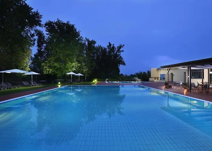 Hotel Unahotels Poggio Dei Medici Toscana 4*