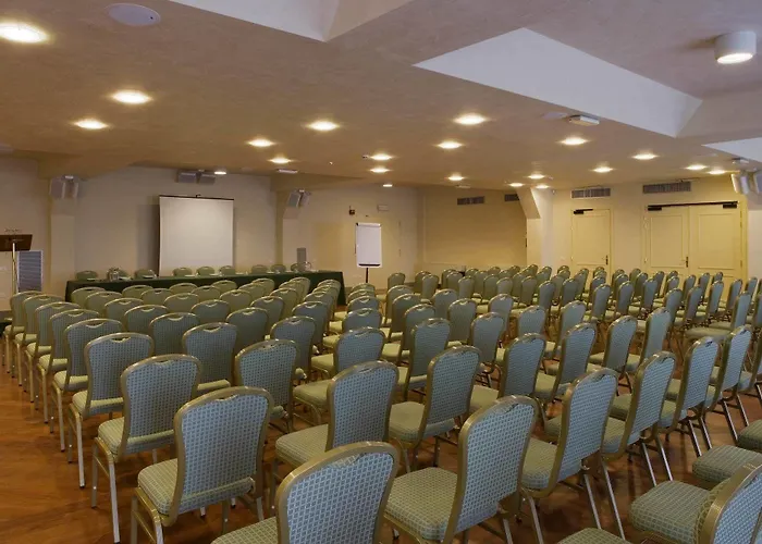 Unahotels Poggio Dei Medici Toscana Hotel Scarperia