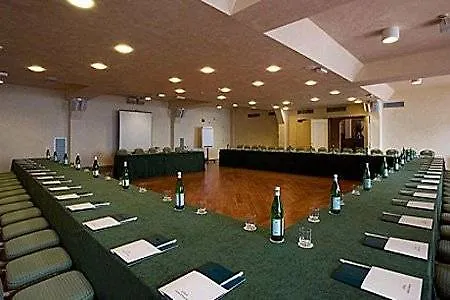 Hotel Unahotels Poggio Dei Medici Toscana 4*