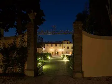 Hotel Unahotels Poggio Dei Medici Toscana 4*